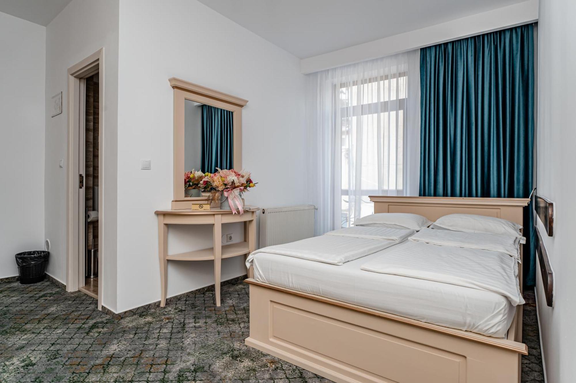 Hotel Rin Сібіу Екстер'єр фото